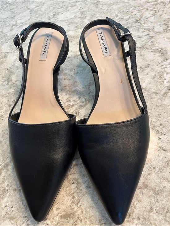 Tahari Shoes - Tahari Black Leather Pointed-Toe Slingback Kitten Heels. SZ 7